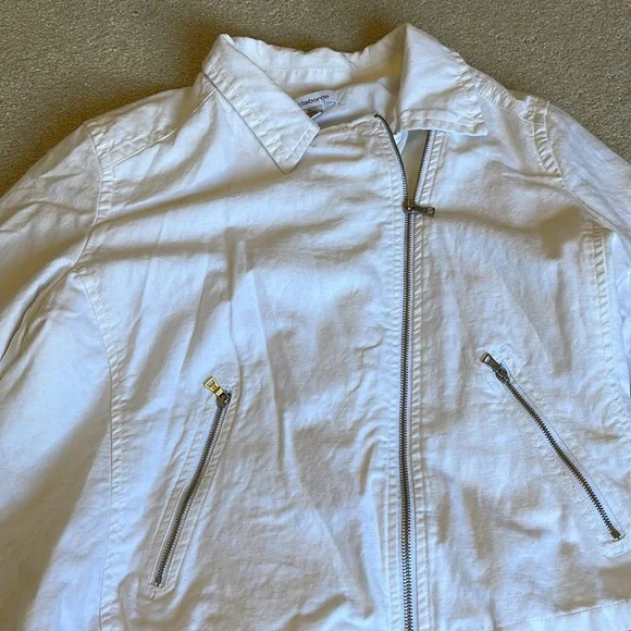White lightweight jacket - Picture 2 of 3